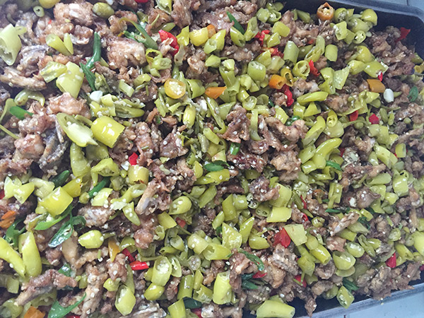 野山椒炒肉